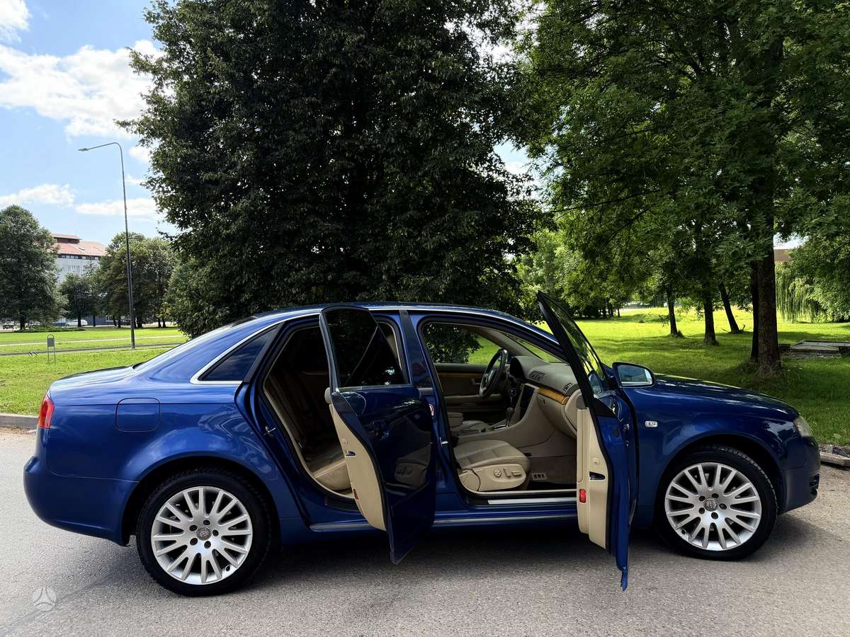 Audi A4, 2.5 l., sedanas
