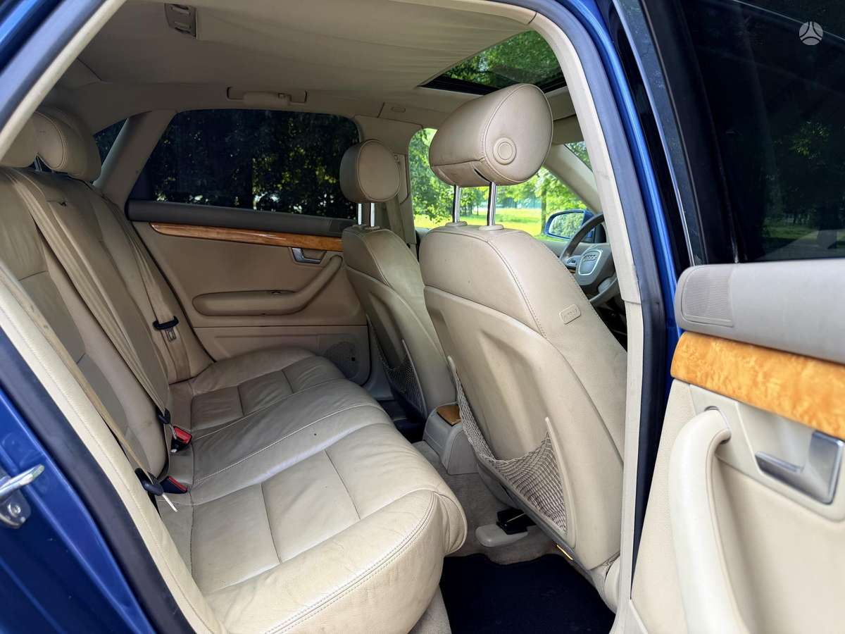 Audi A4, 2.5 l., sedanas