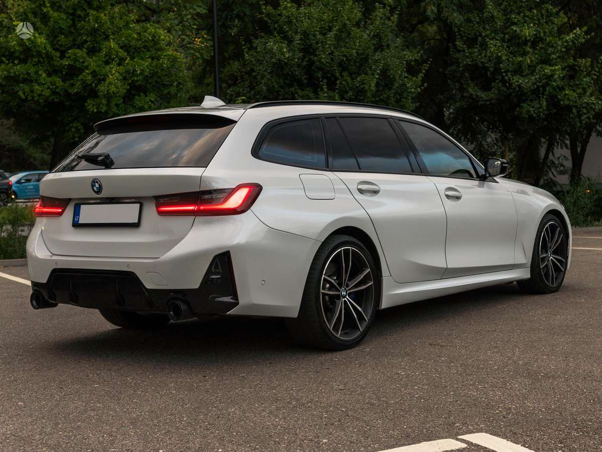 BMW 330, 2.0 l., Универсал