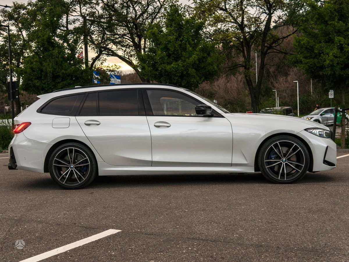 BMW 330, 2.0 l., Универсал
