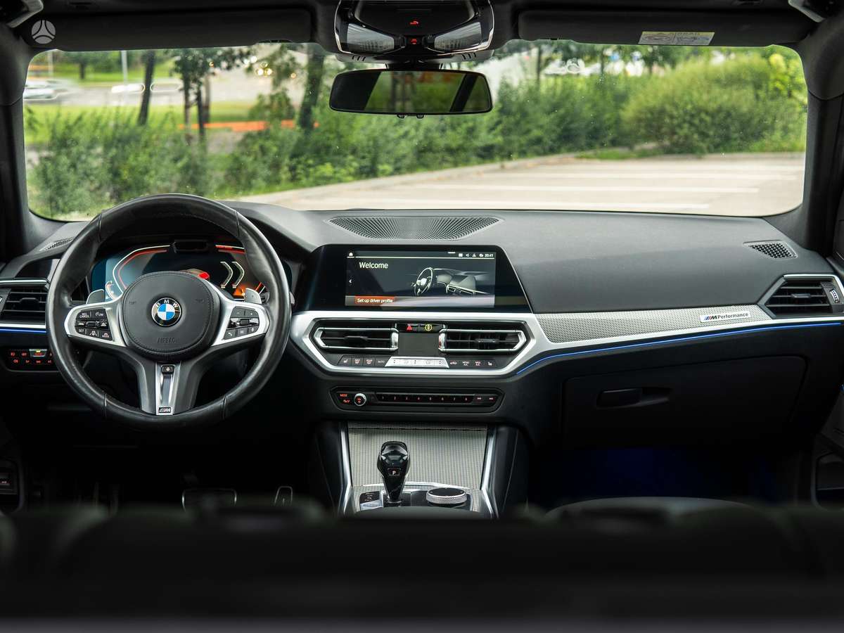 BMW 330, 2.0 l., Универсал