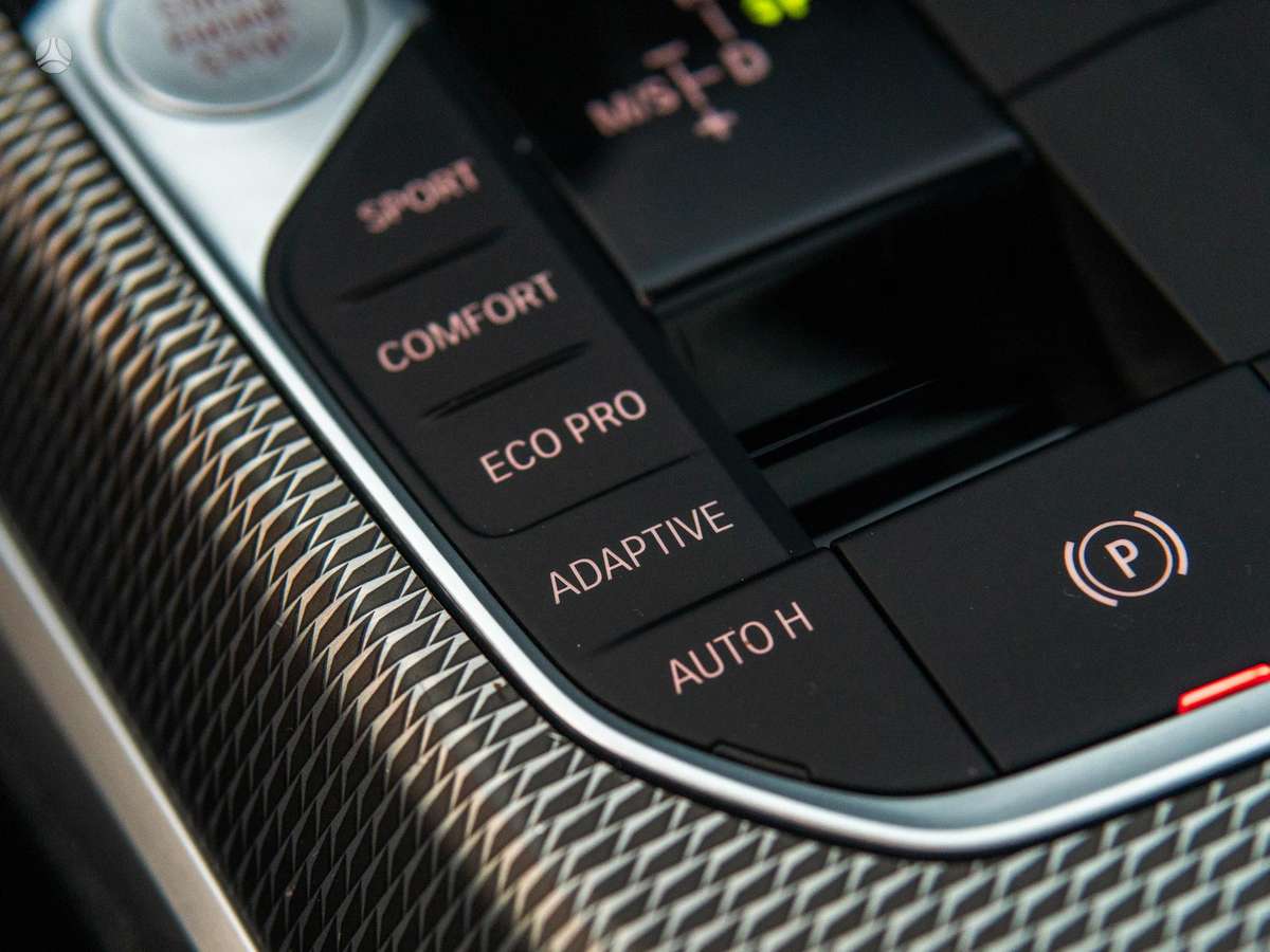 BMW 330, 2.0 l., Универсал