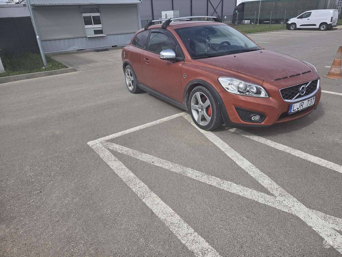 Volvo C30, 1.6 l., coupe