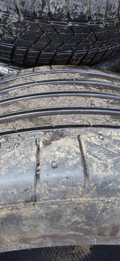 Gripmax, summer 325/35 R22