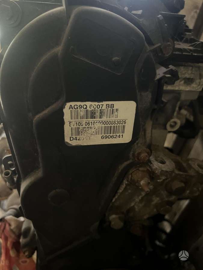 Ford Mondeo engine