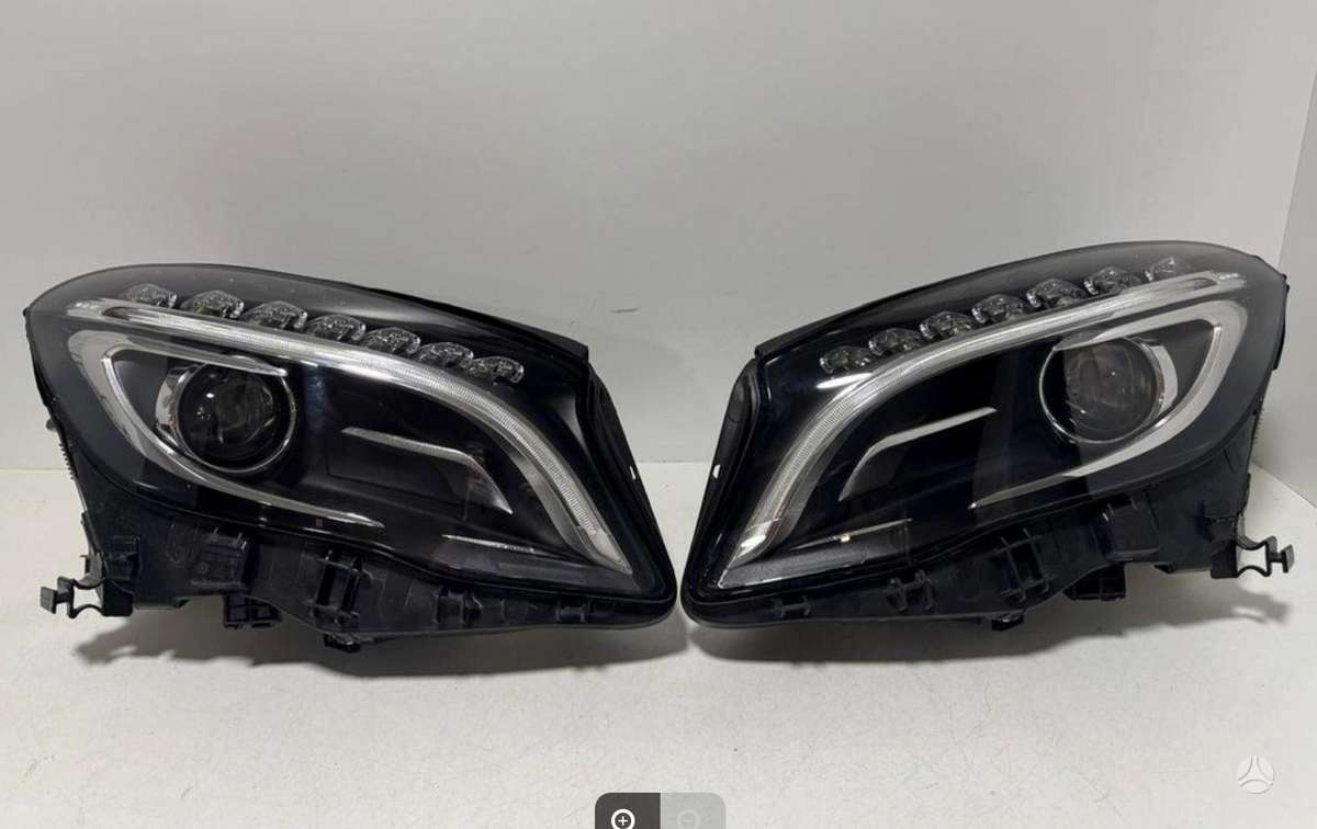Mercedes-Benz GLA klasė lights