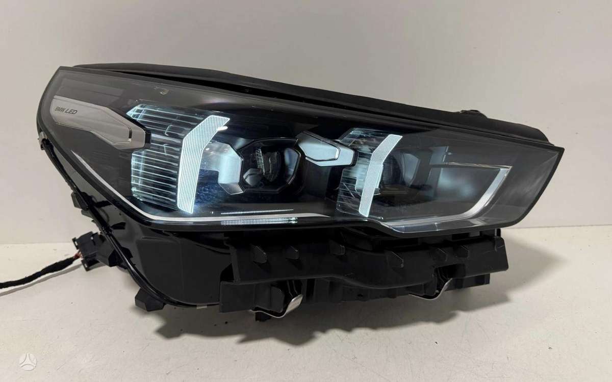 BMW 5 serija lights