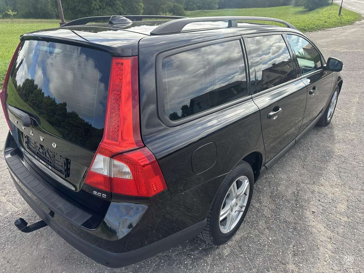 Volvo V70, 2.0 l., Универсал