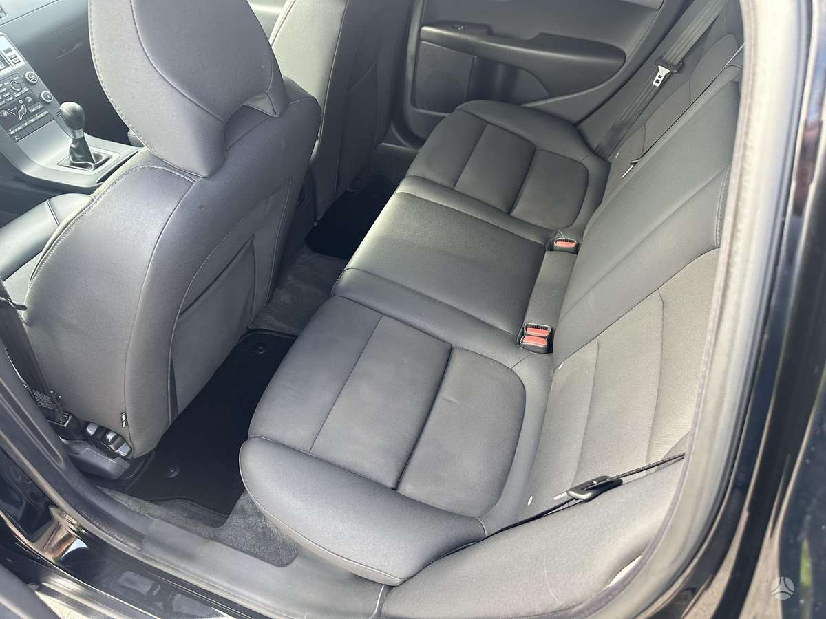 Volvo V70, 2.0 l., Универсал