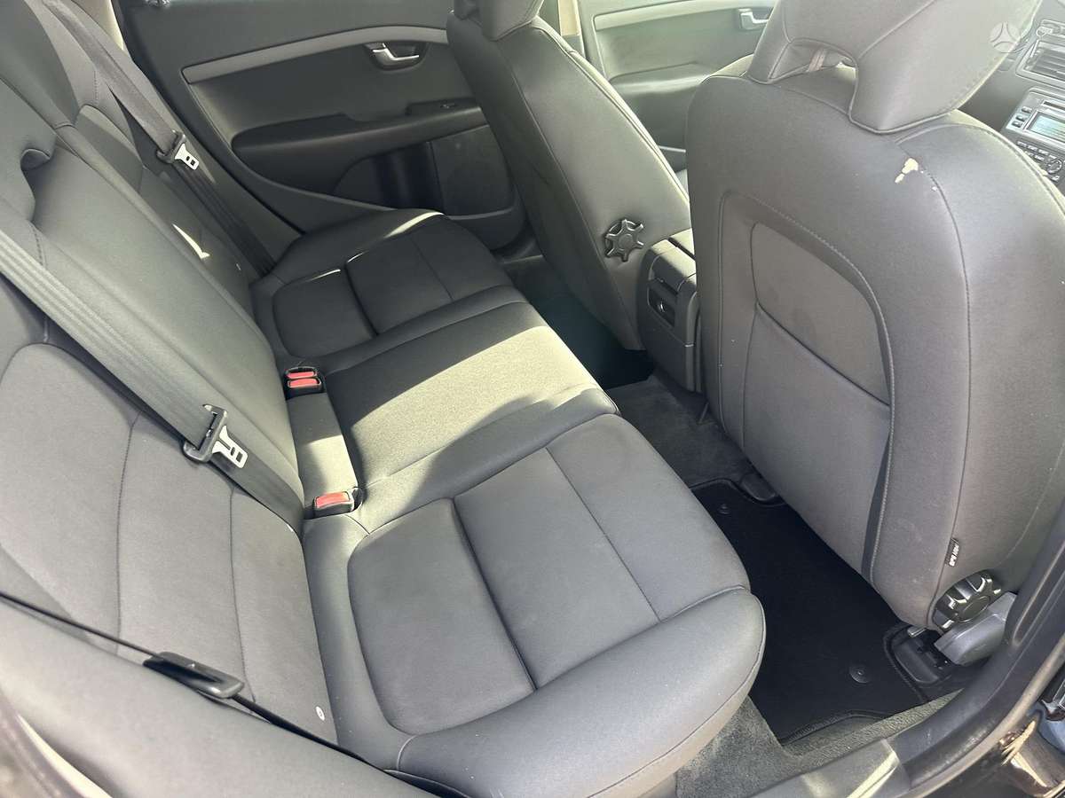 Volvo V70, 2.0 l., Универсал