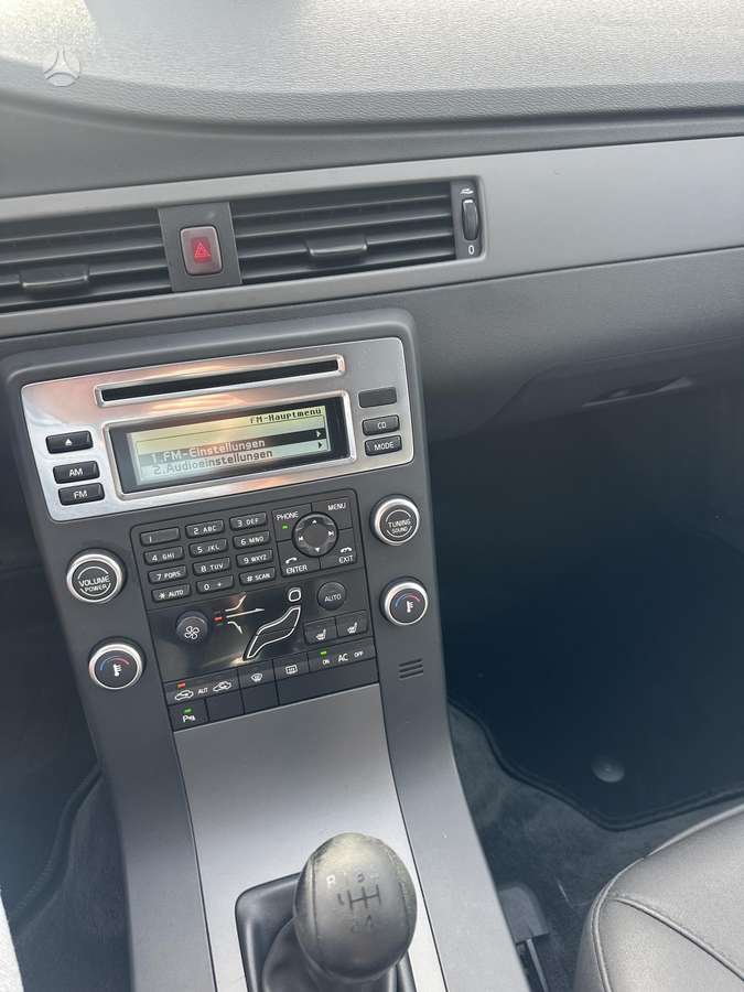 Volvo V70, 2.0 l., Универсал