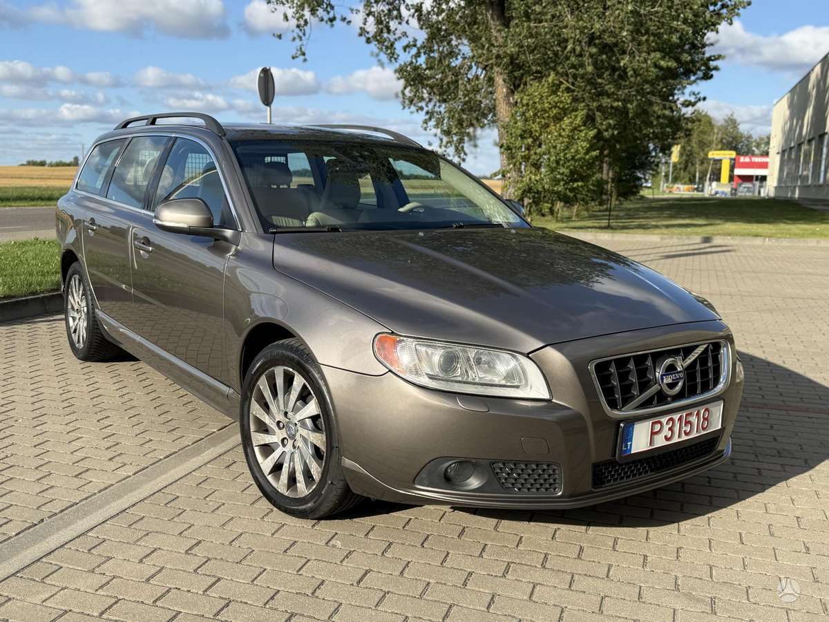 Volvo V70, 2.0 l., Универсал