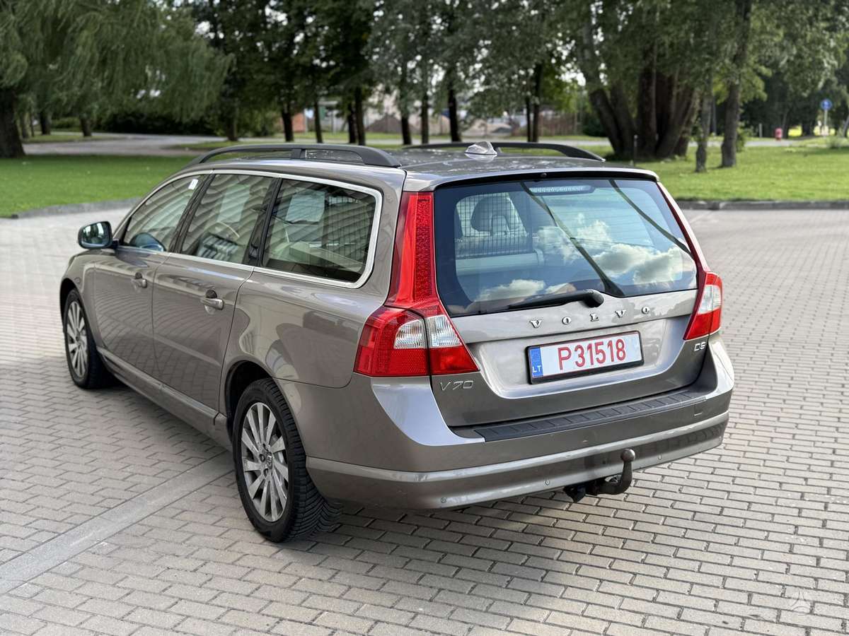 Volvo V70, 2.0 l., Универсал
