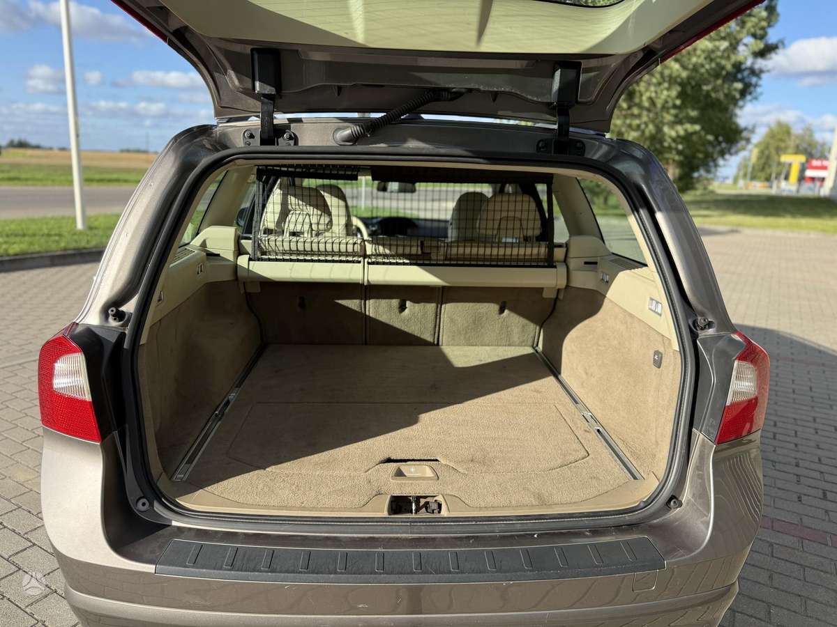 Volvo V70, 2.0 l., wagon