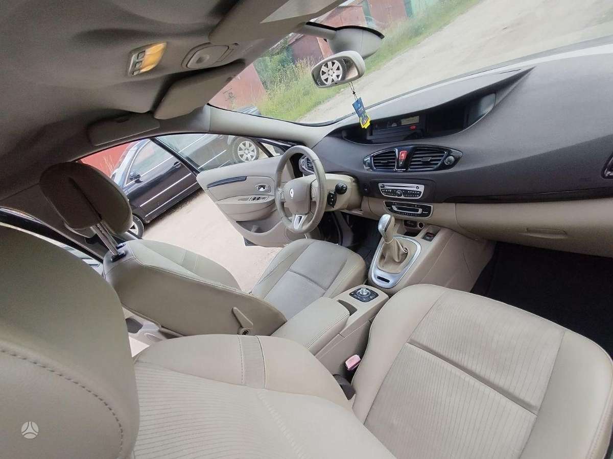 Renault Scenic, 1.5 l., Минивэн
