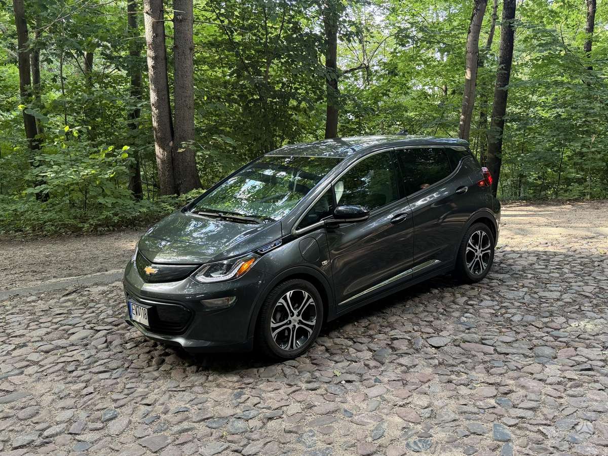 Chevrolet Bolt, 64 kWh, hatchback