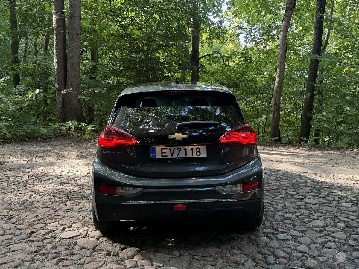 Chevrolet Bolt, 64 kWh, hatchback