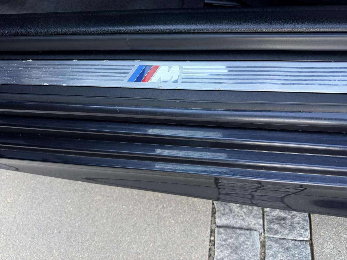 BMW 530, sedanas