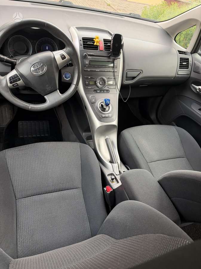 Toyota Auris - 10