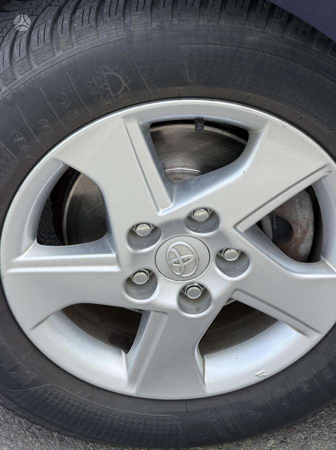 Toyota Auris - 6