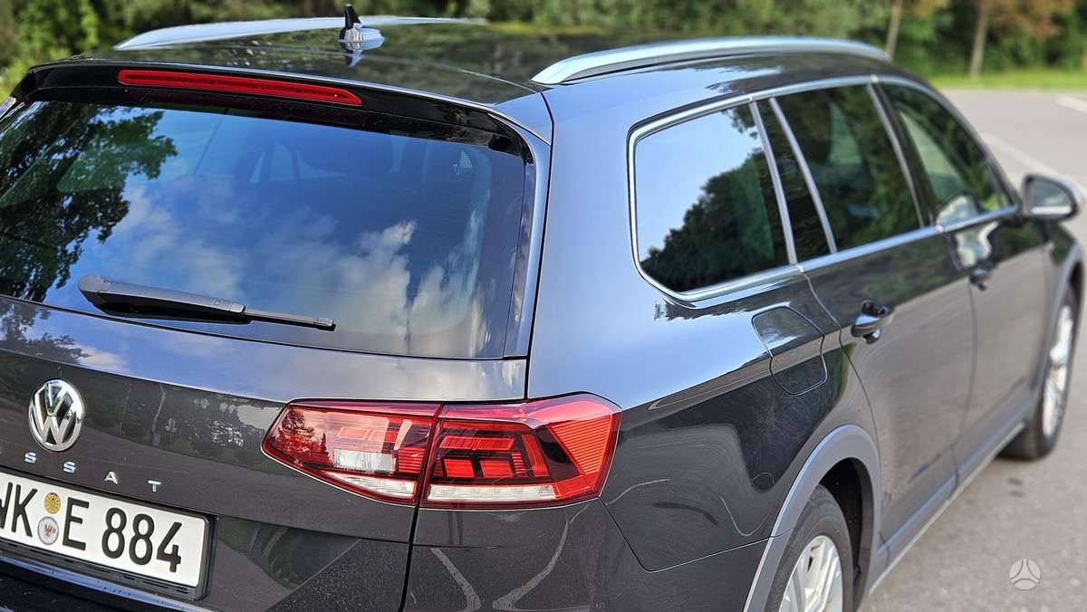 Volkswagen Passat Alltrack - 8
