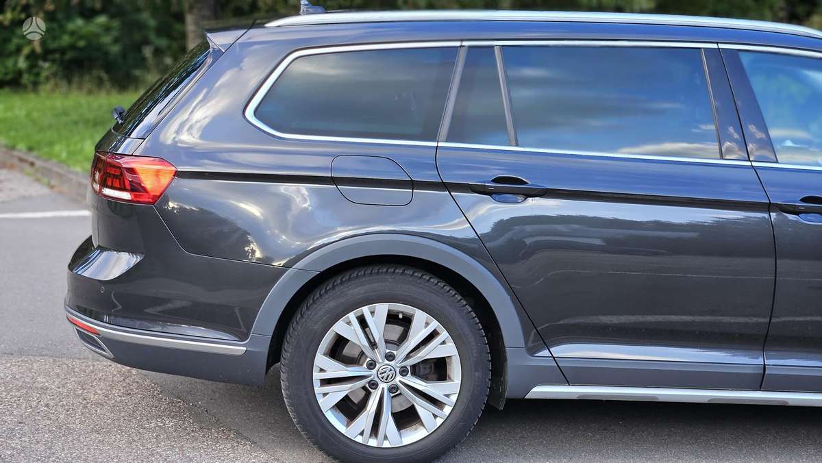 Volkswagen Passat Alltrack - 9
