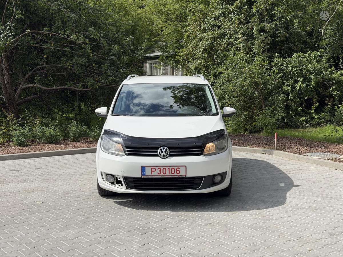 Volkswagen Touran - 8