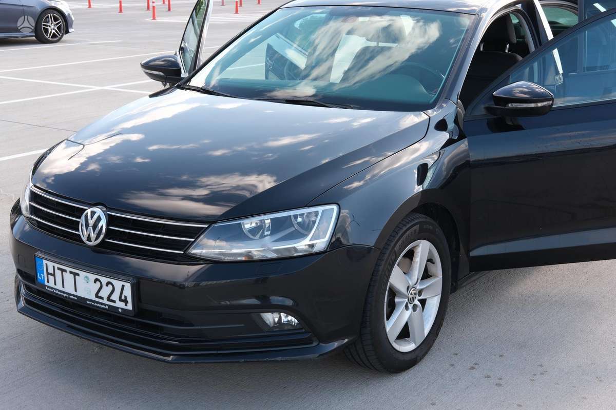 Volkswagen Jetta - 6