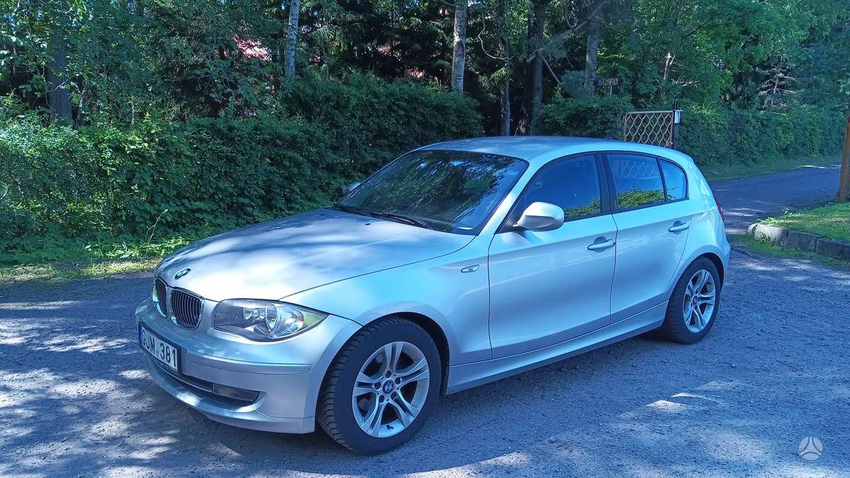 BMW 116, 2.0 l., hatchback