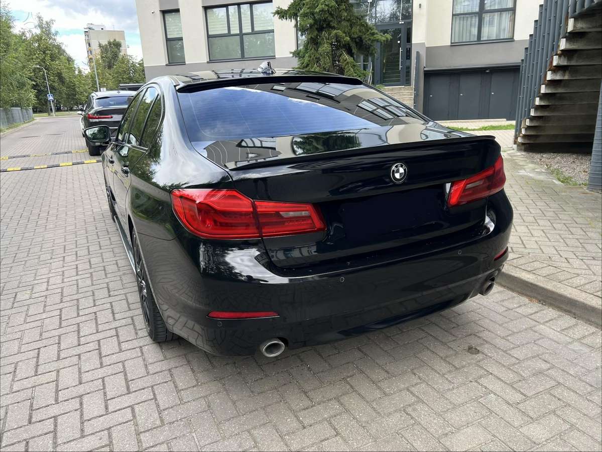 BMW 520, 2.0 l., Седан
