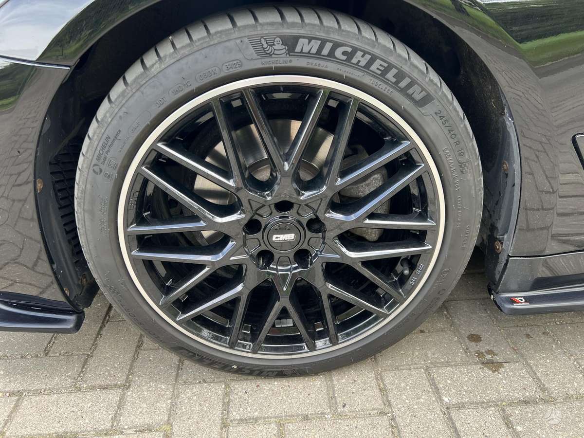 BMW 520, 2.0 l., Седан