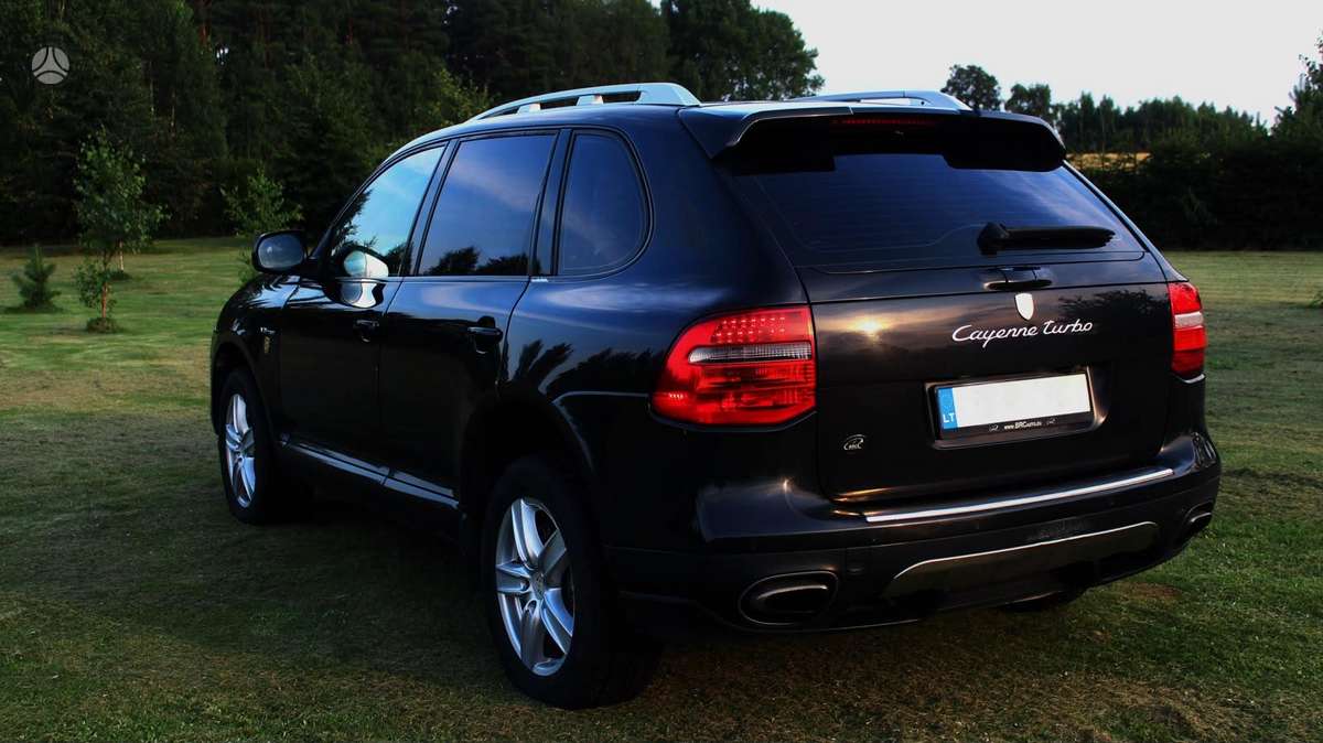 Porsche Cayenne - 12