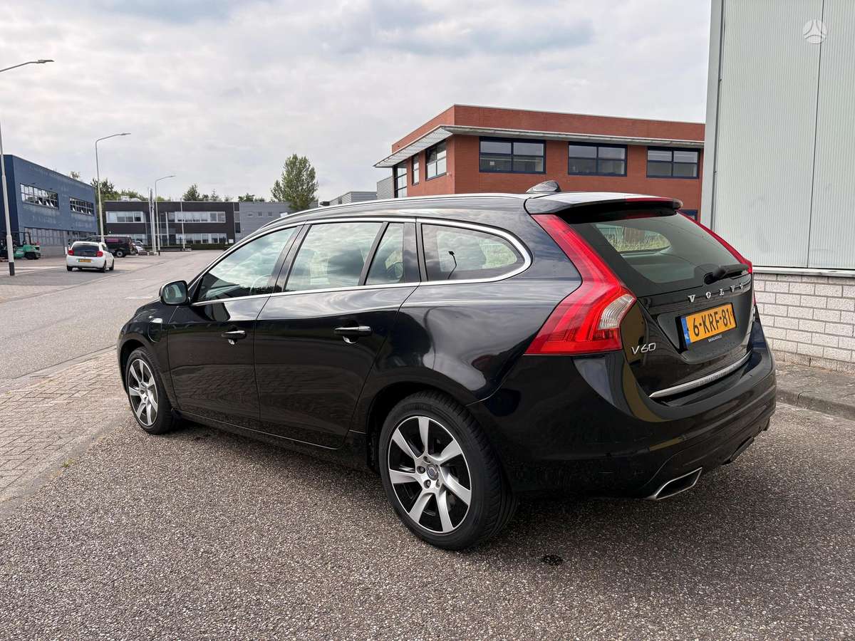 Volvo V60, 2.4 l., Универсал