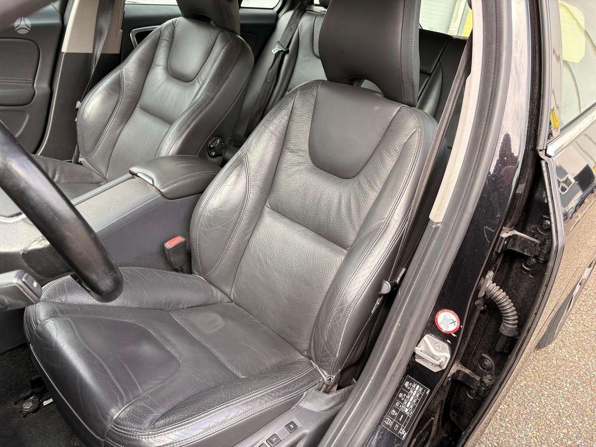 Volvo V60, 2.4 l., Универсал