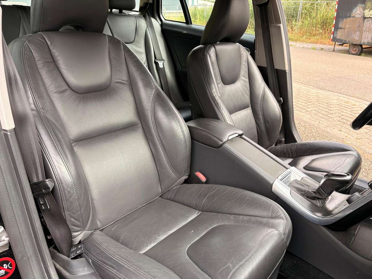Volvo V60, 2.4 l., Универсал