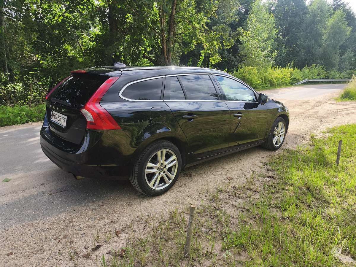 Volvo V60, 2.4 l., Универсал