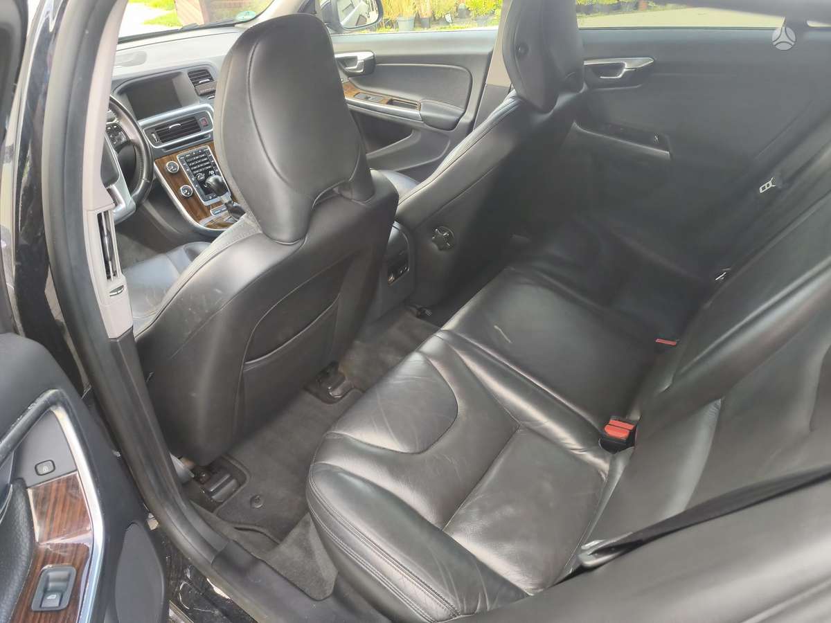 Volvo V60, 2.4 l., Универсал