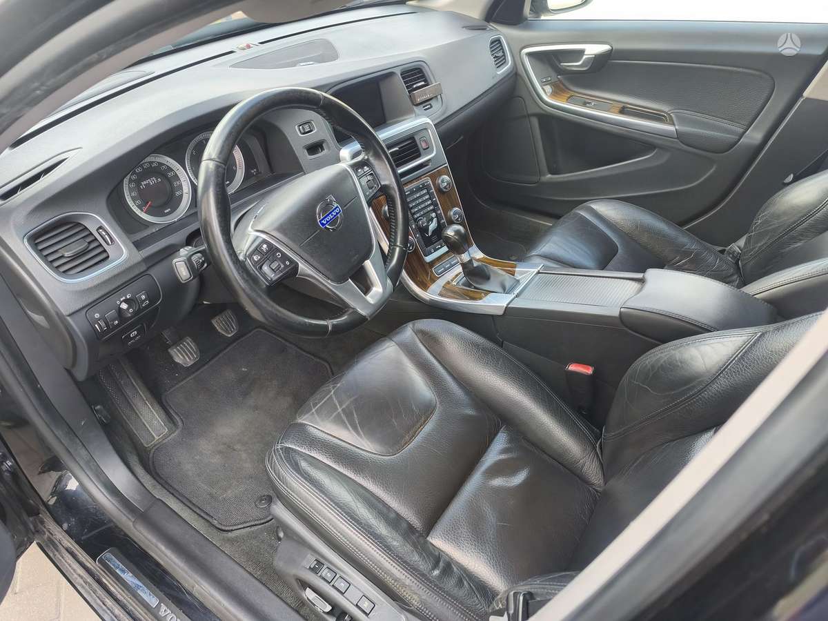 Volvo V60, 2.4 l., wagon