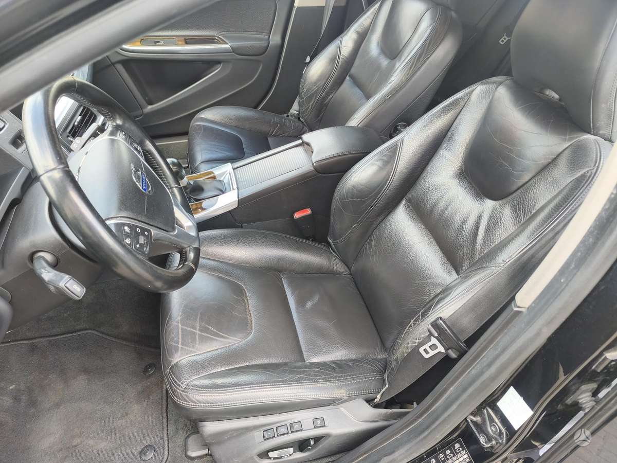 Volvo V60, 2.4 l., wagon