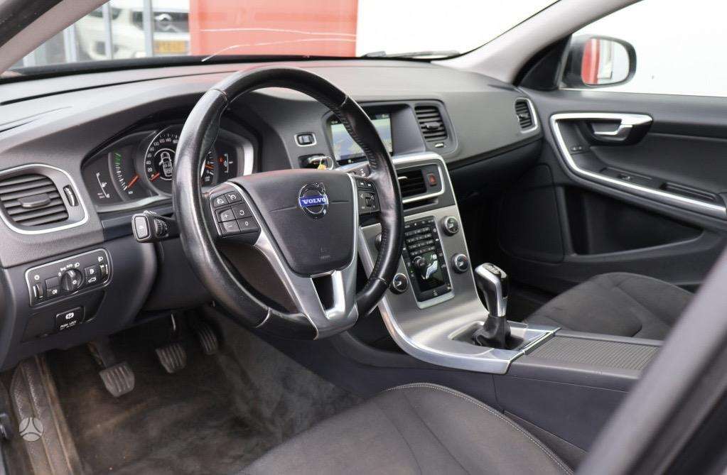 Volvo V60, 2.0 l., Универсал