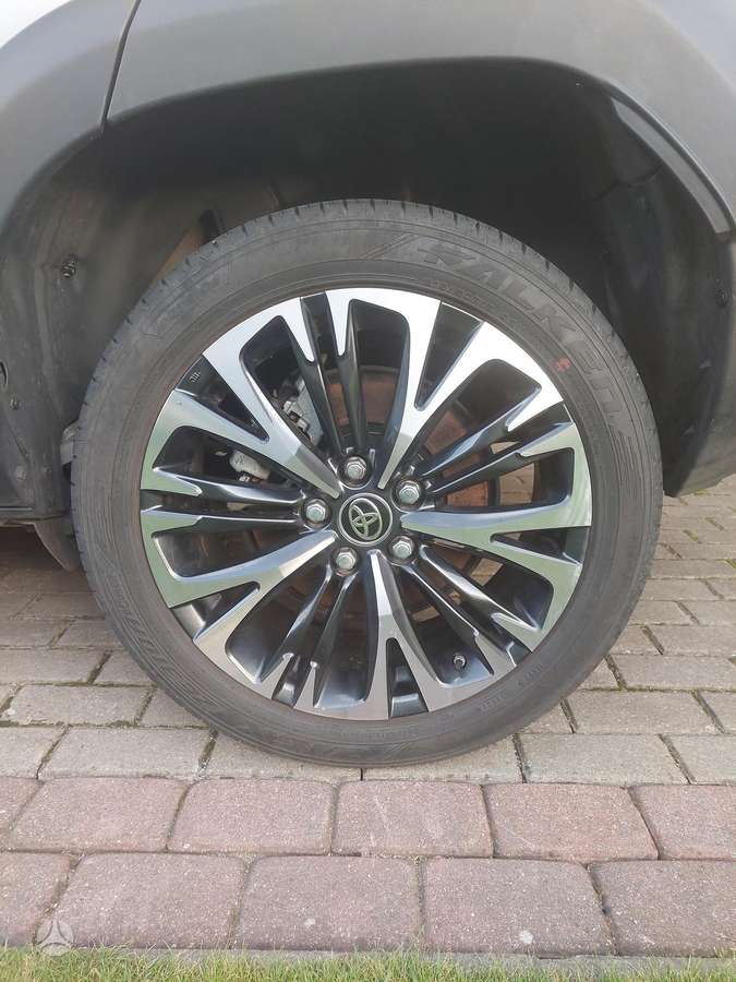 Toyota Yaris Cross - 8
