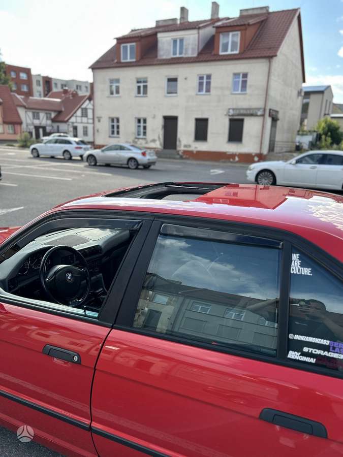 BMW 520, 2.0 l., Седан