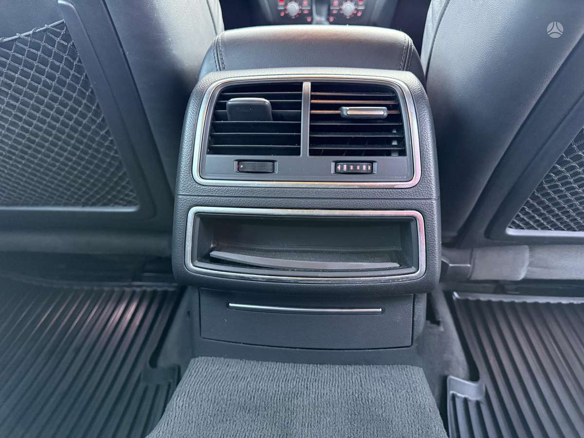 Audi A6 allroad, 3.0 l., Универсал