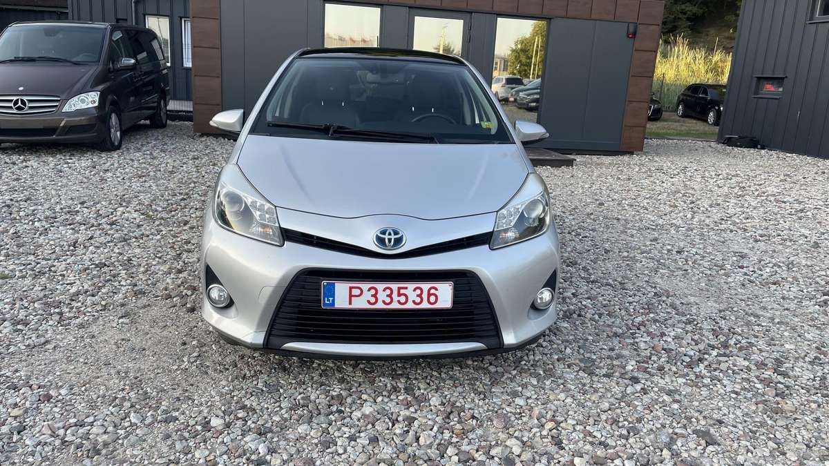 Toyota Yaris - 2