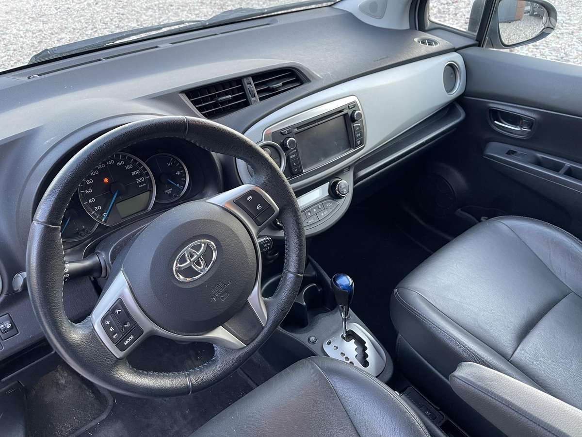 Toyota Yaris - 9