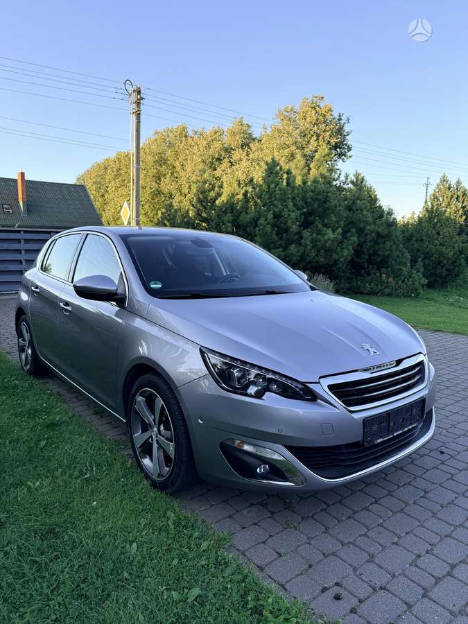 Peugeot 308, 1.2 l., hatchback