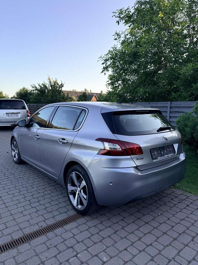 Peugeot 308 - 7