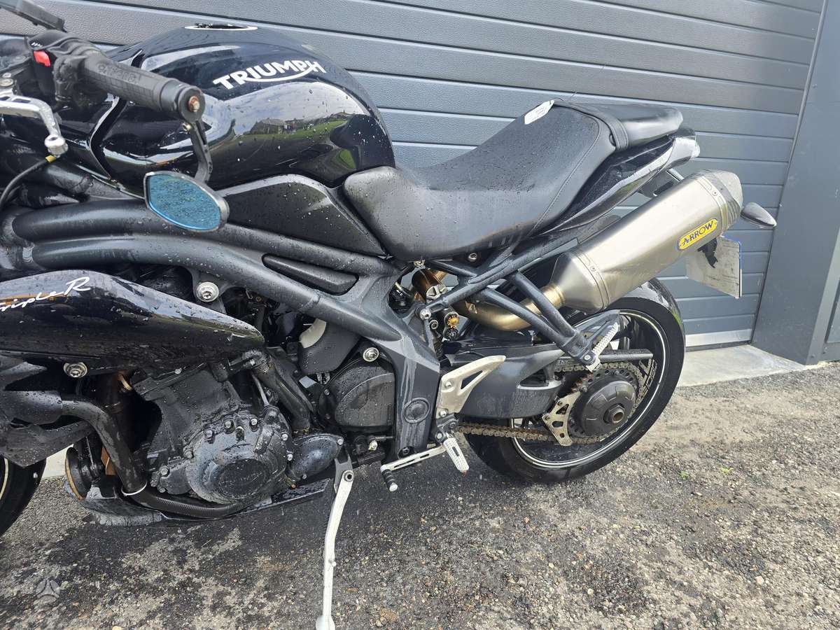 Triumph Speed Triple, street / klasikiniai