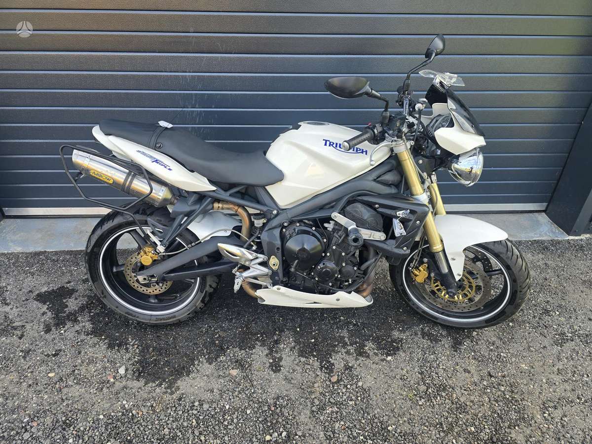 Triumph Street Triple, street / classic