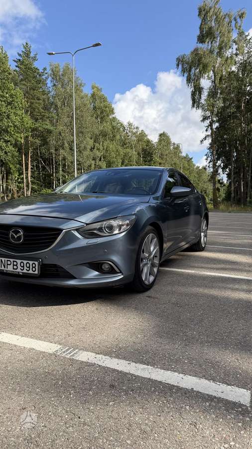 Mazda 6, 2.2 l., Седан